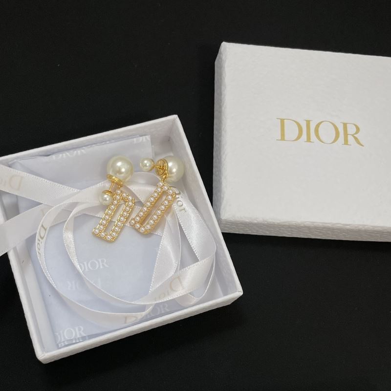 ch**an D*or earrings
